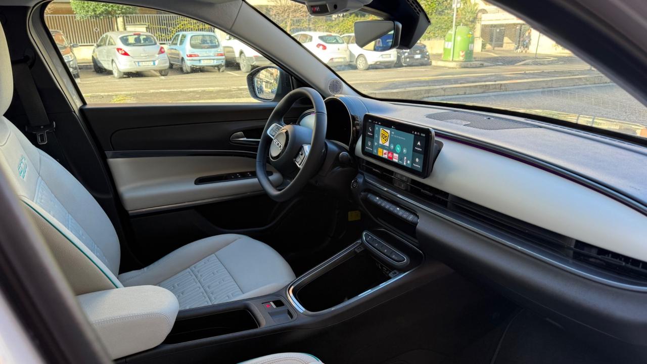 Fiat 600 Hybrid 110 CV DCT MHEV La Prima LED NAVI KAMERA PELLE CERCHI 18 SEDILI ELETTRICI RISCALDATI