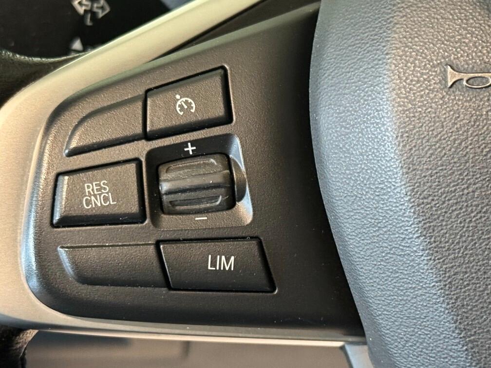 BMW X1 sdrive18d Sport auto my18 Led Navi Cam 18"