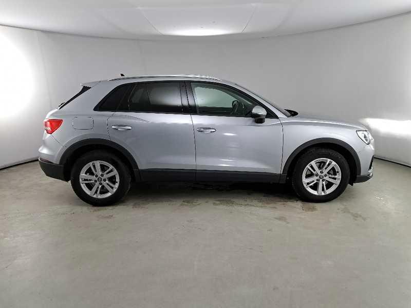 AUDI Q3 35 TDI S tronic Business