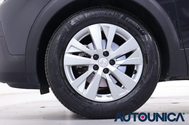 PEUGEOT 3008 BLUEHDI 130 S&S EAT8 ALLURE FARI LED NEOPATENTATI