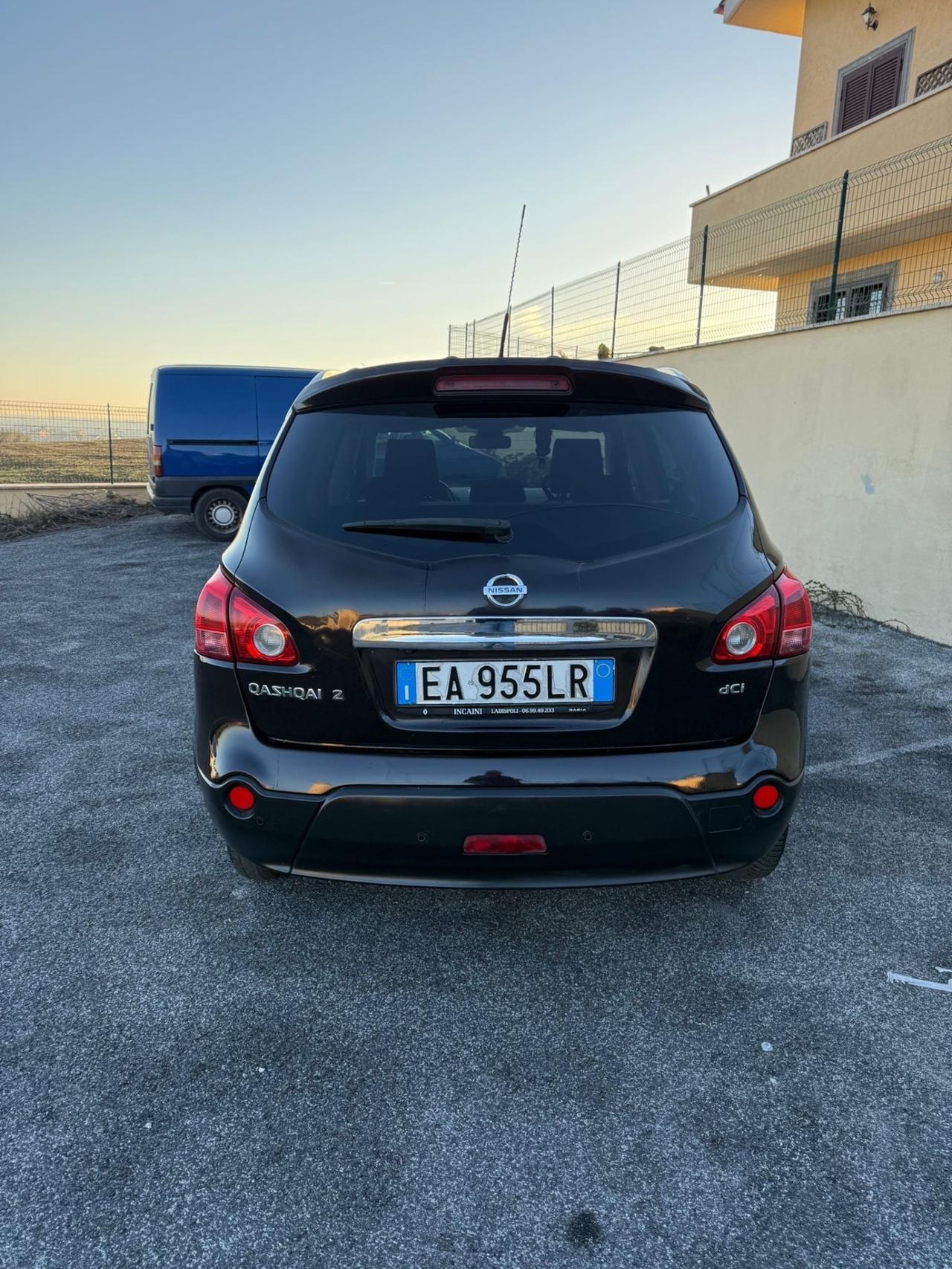 Nissan Qashqai Qashqai+2 2.0 dCi DPF Visia