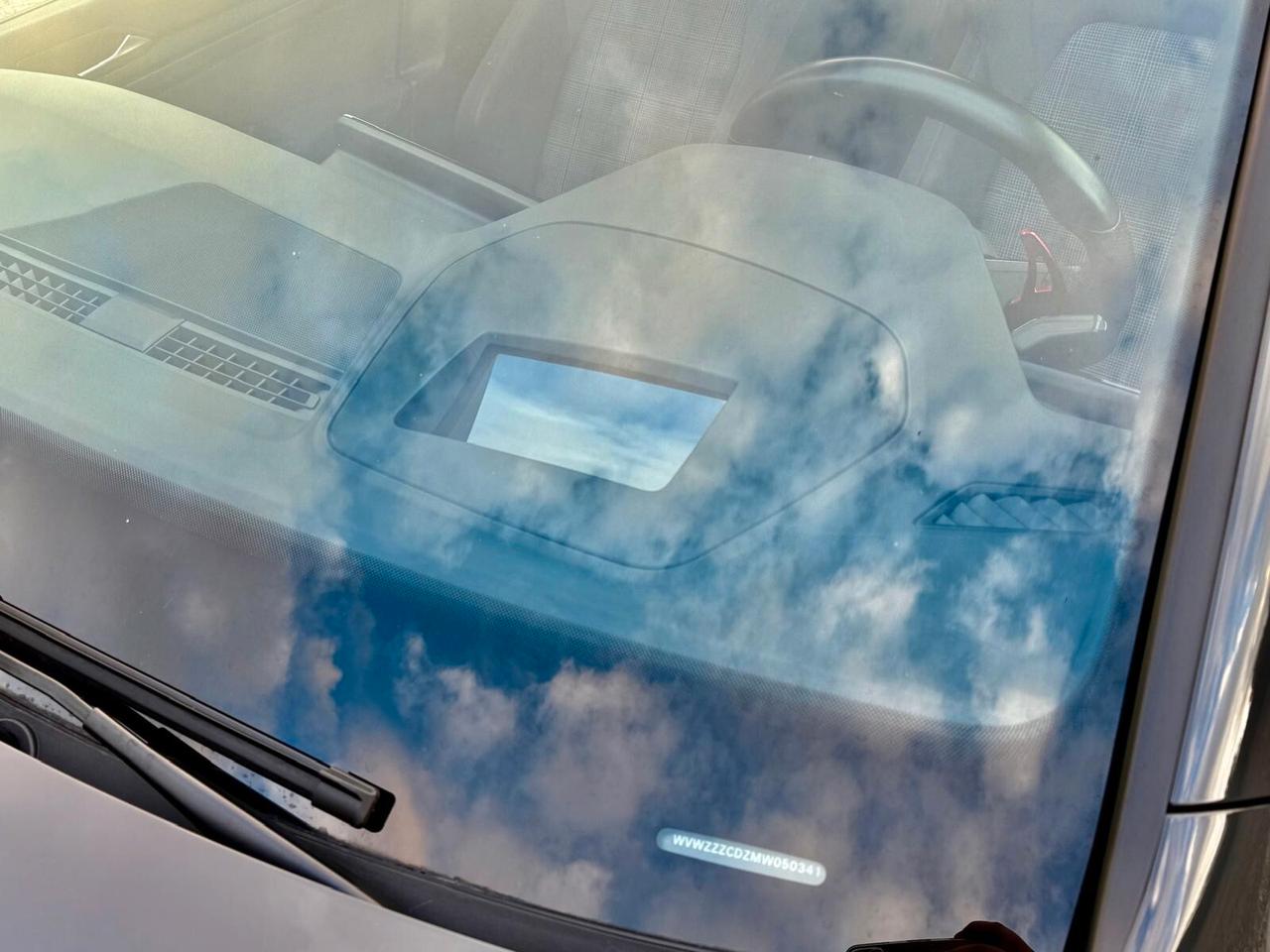 Volkswagen Golf GTI 2.0 TSI DSG