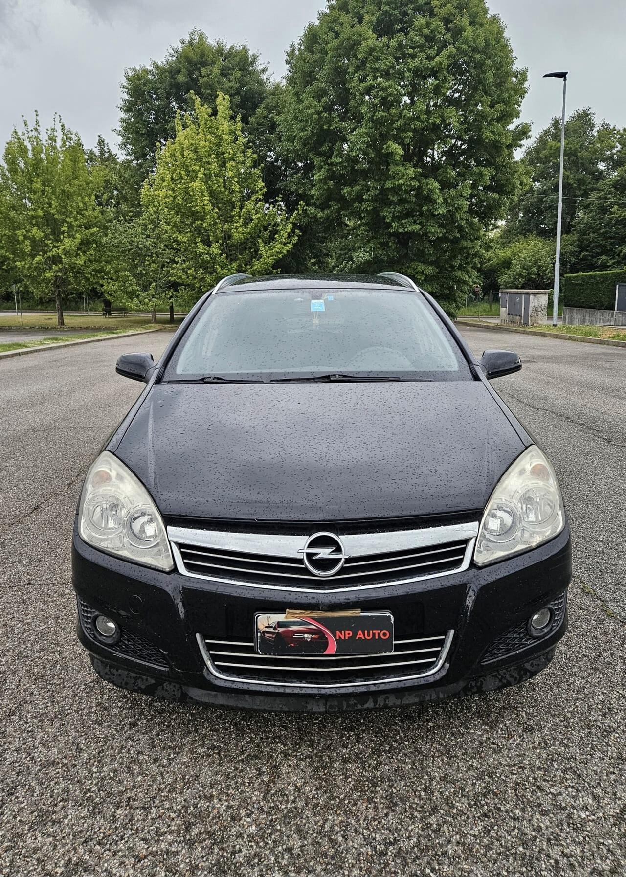 Opel Astra 1.7 CDTI 101CV 5 porte Cosmo