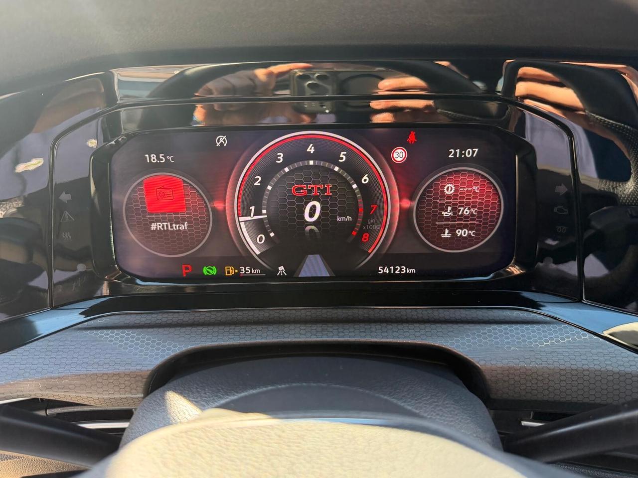 Volkswagen Golf 2.0 TSI GTI DSG