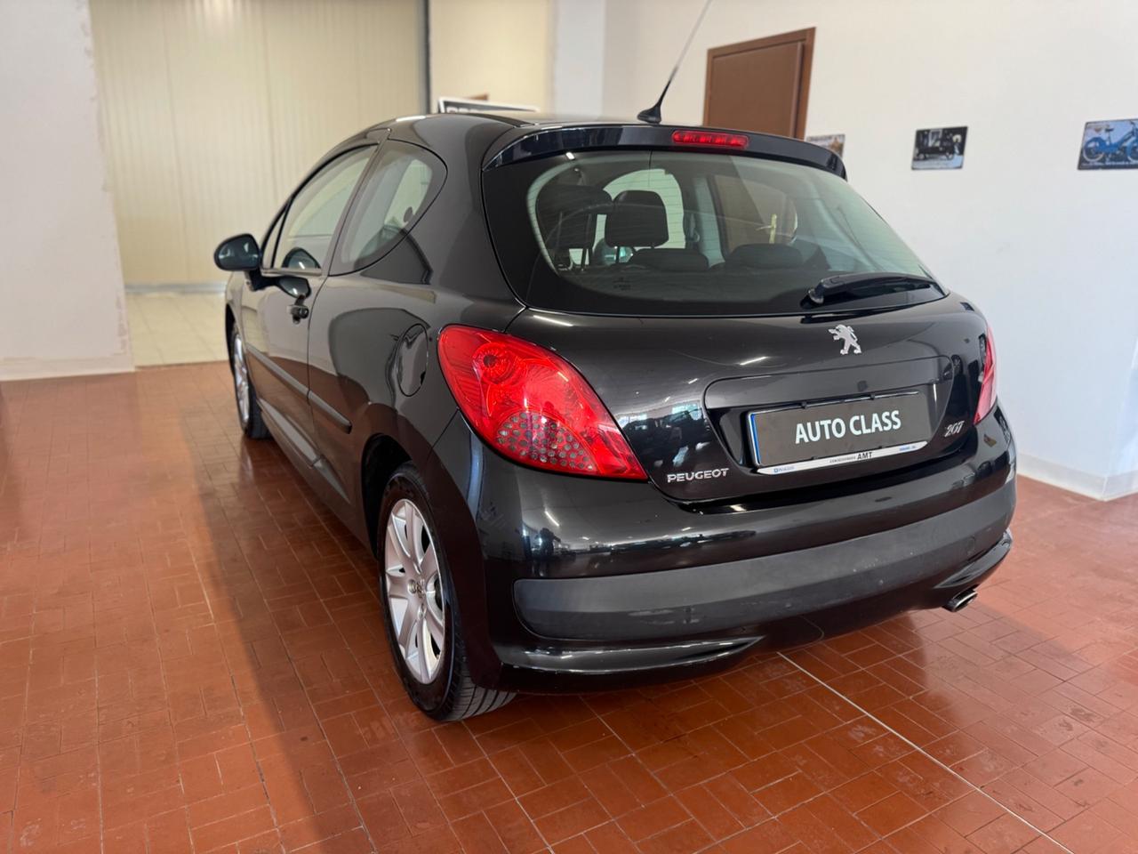 Peugeot 207 1.6 HDi 110CV 3p. Féline perfetta