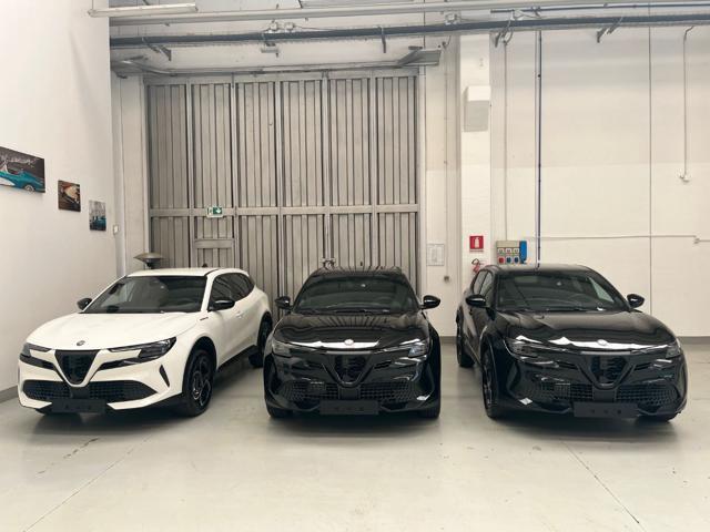 ALFA ROMEO Junior 1.2 136 CV Hybrid eDCT6 Speciale Km 0
