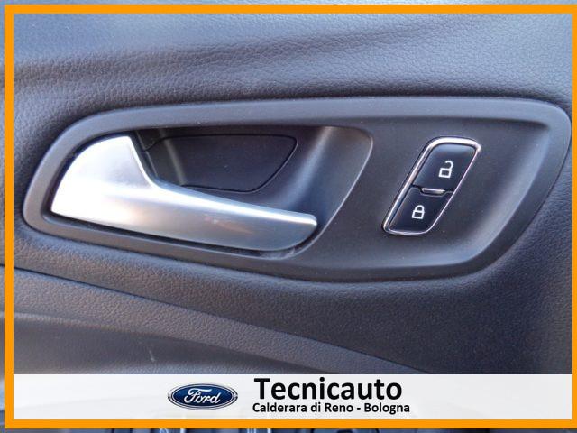 FORD Kuga 2.0 TDCI 150 CV S&S 4WD Titanium