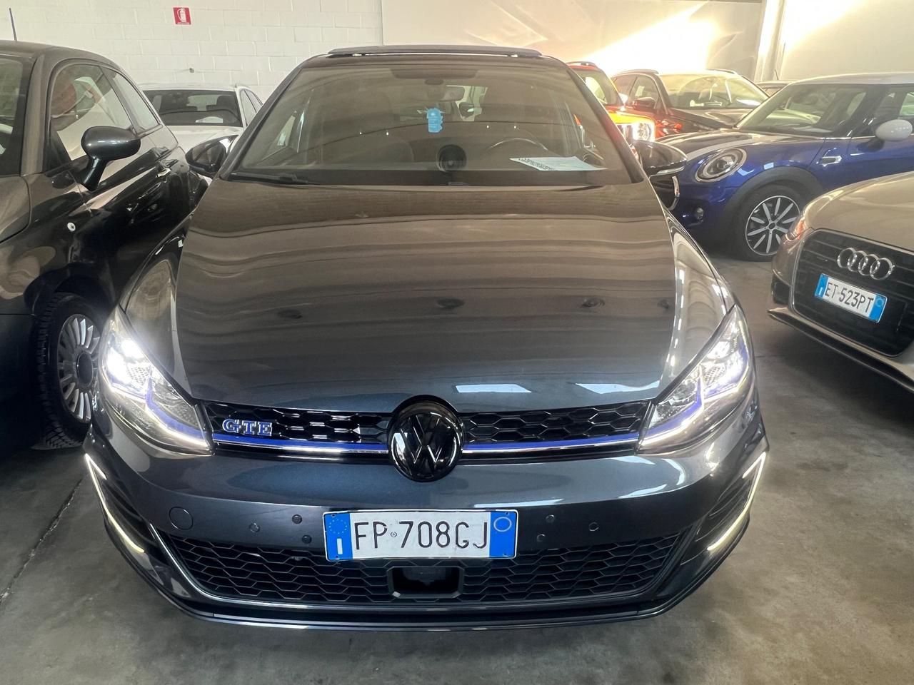 Volkswagen Golf gte dsg 204 cv tetto apribile