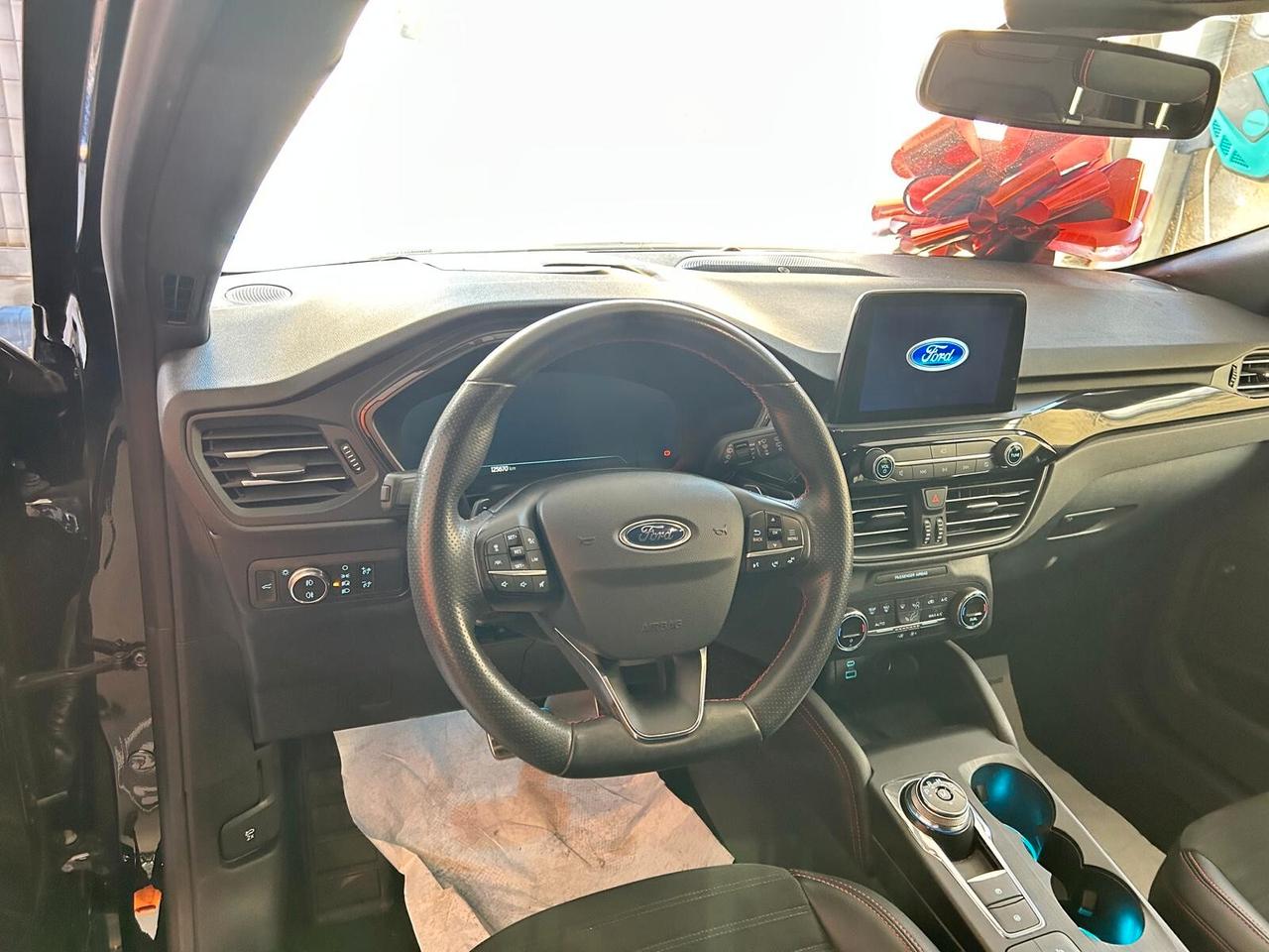 Ford Kuga 2.0 TDCI 120 CV S&S 2WD Powershift ST-Line