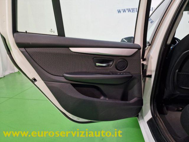 BMW 220 d 7 POSTI xDrive Active Tourer Advantage aut.