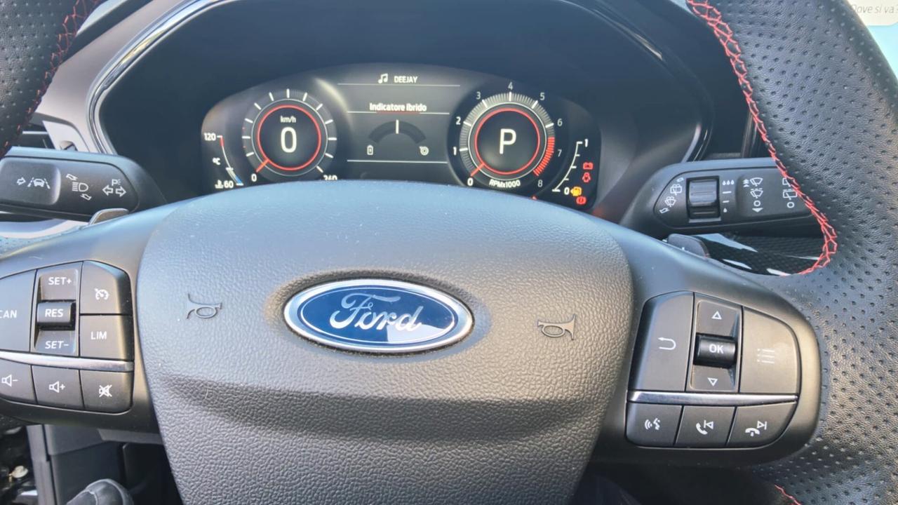 Ford Focus 1.0 EcoBoost Hybrid 125 CV Power. 5p. ST-Line Design