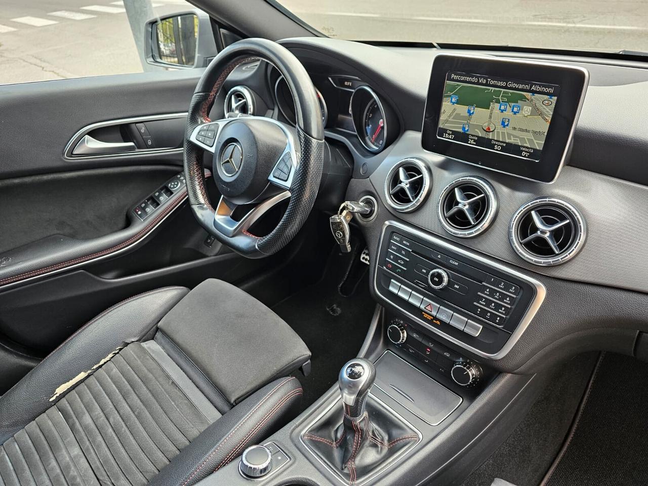 Mercedes-benz CLA 250 211cv Premium*AMG*Pelle*Navi*Bi-Xeno*Pdc*18*