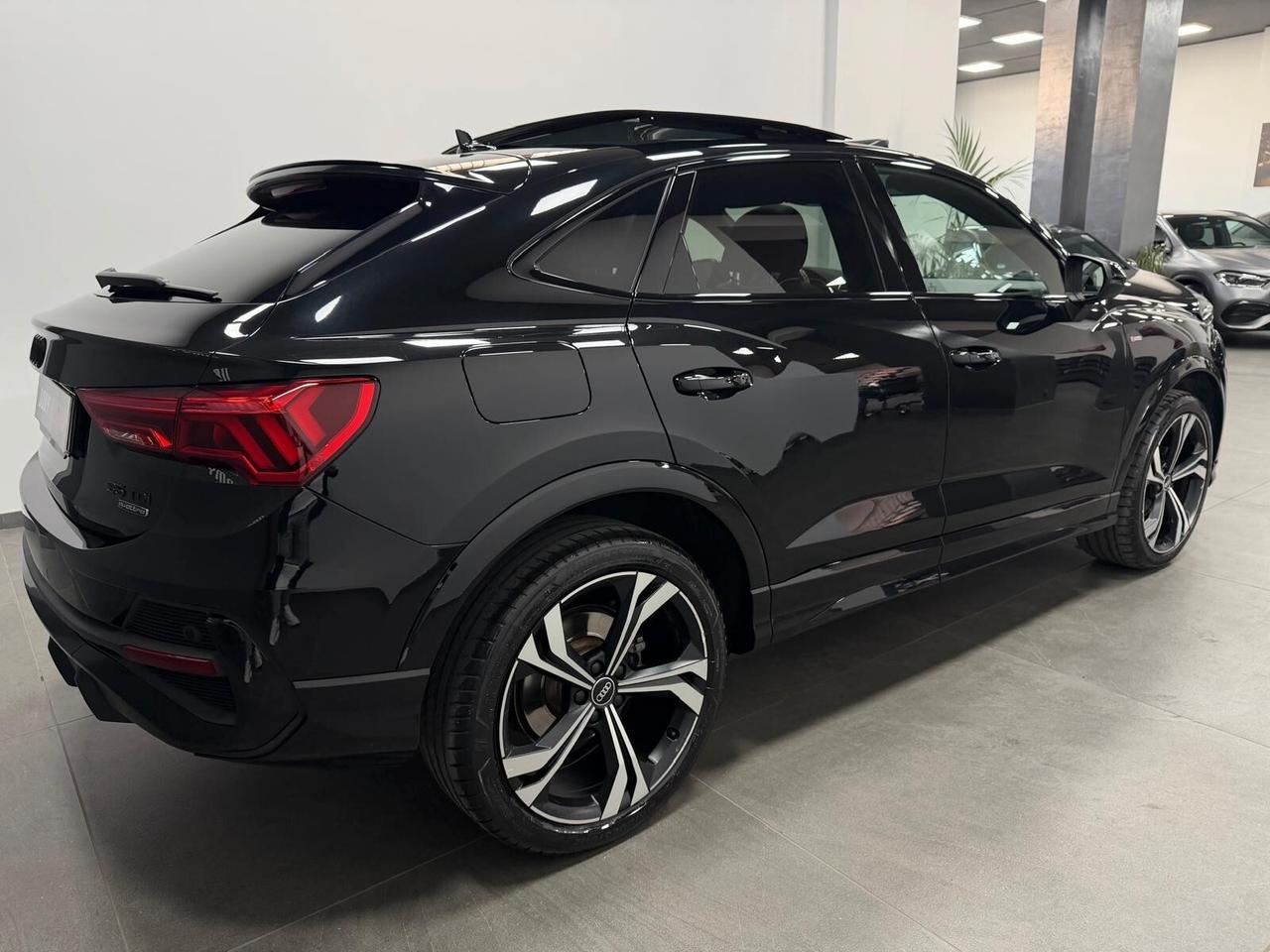 Audi Q3 SPORTBACK 35 TDI Quattro S tronic line edition