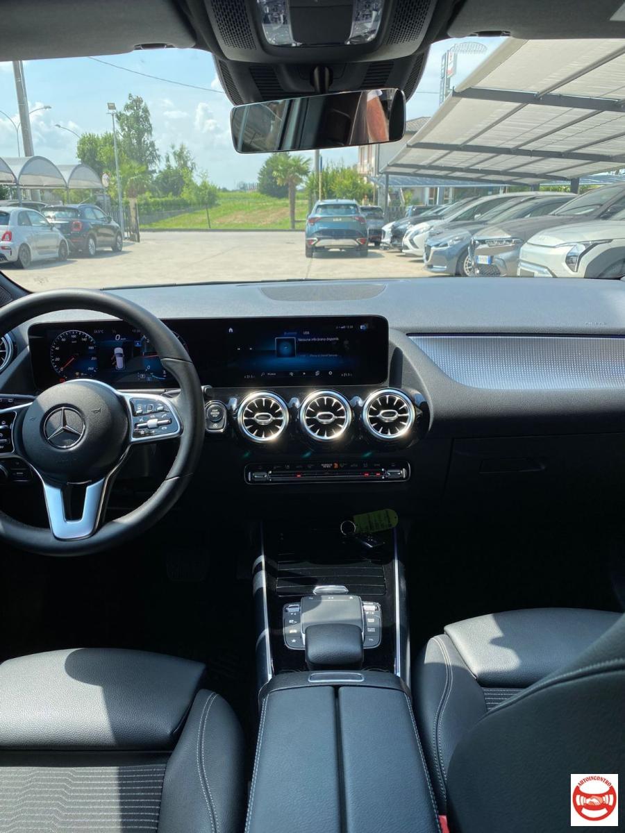 MERCEDES - Classe GLA - 200 d Automatic Sport Plus