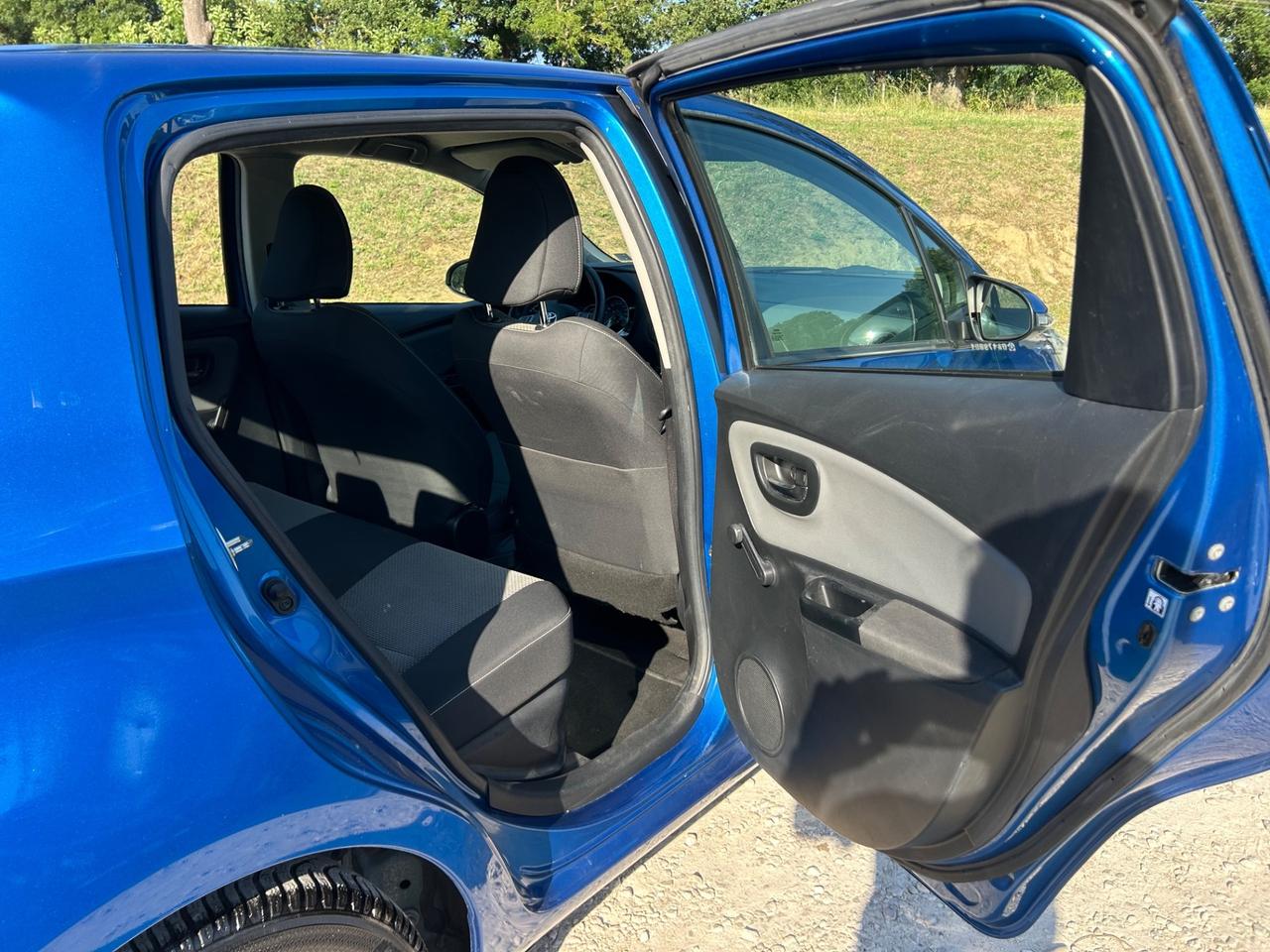 Toyota Yaris 1.5 Hybrid 5 porte Active neopatentati