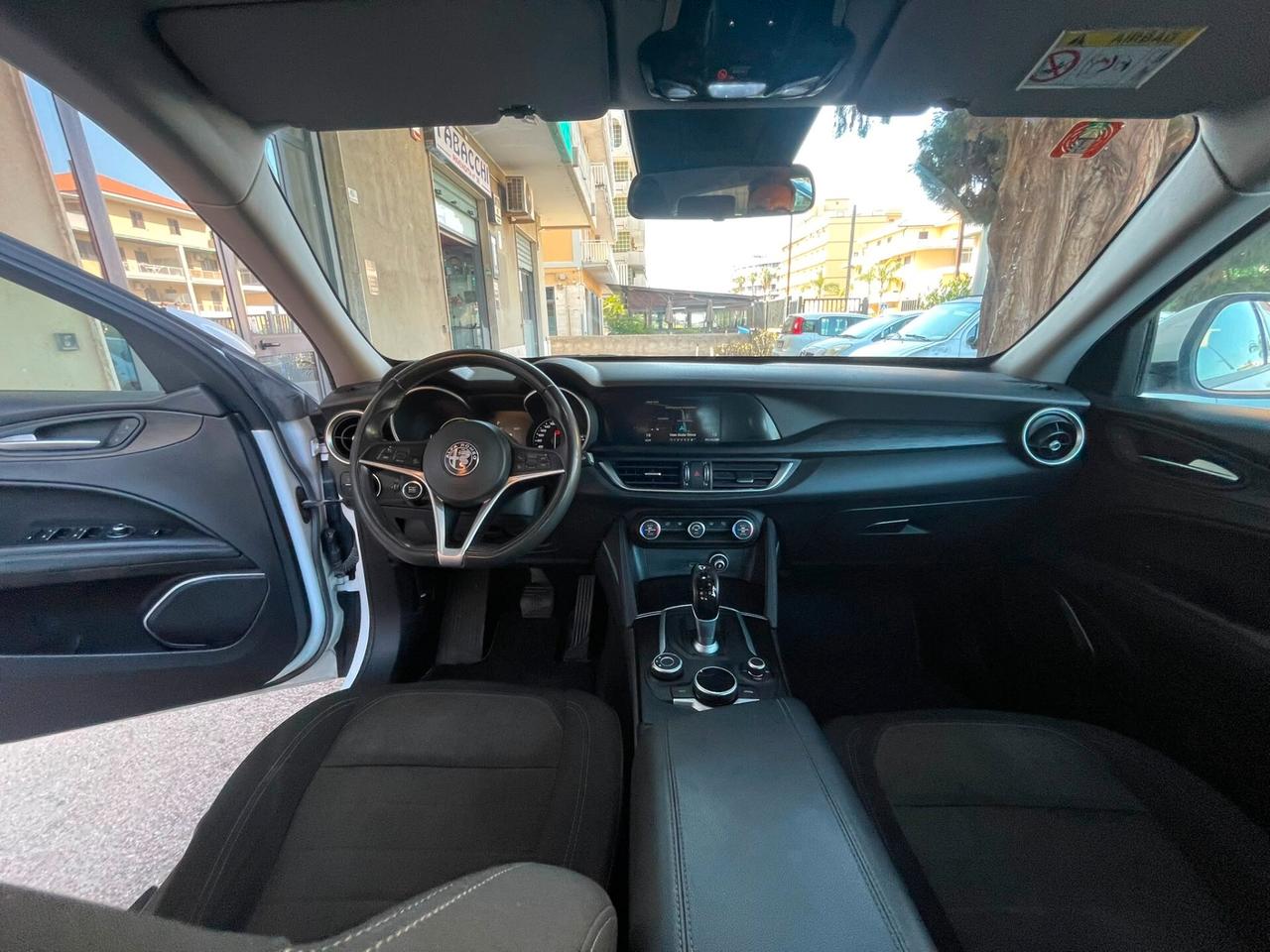 Alfa Romeo Stelvio 2.2 Turbodiesel 210 CV AT8 Q4 Business