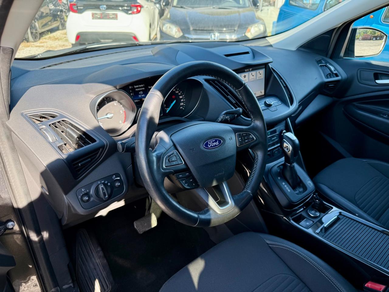 Ford Kuga 1.5 TDCI 120 CV S&S 2WD Powershift Edition