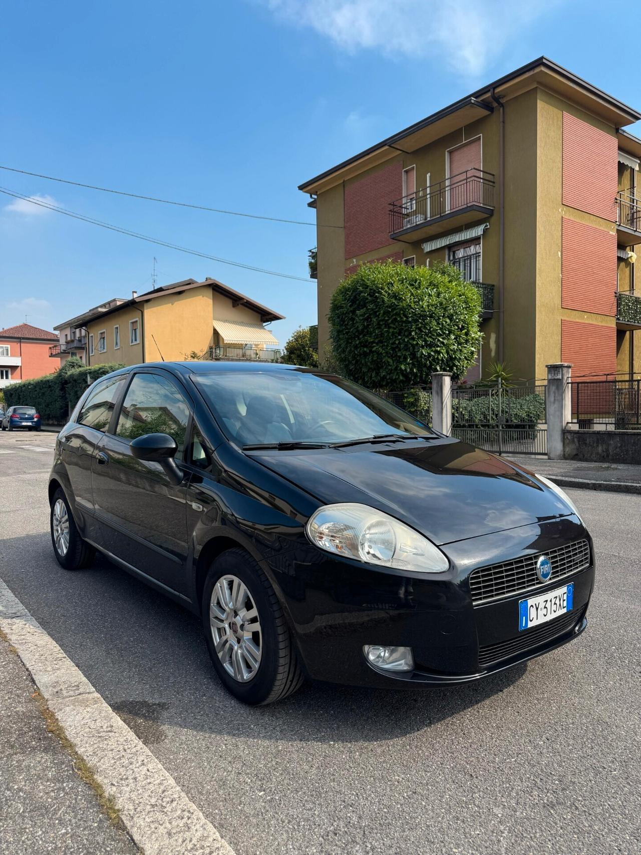 Fiat Grande Punto 1.3 MULTIJET OK NEOPATENTATI
