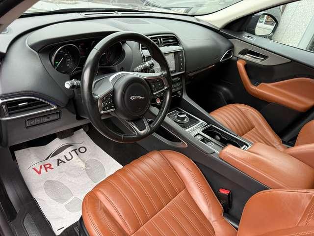 Jaguar F-Pace 2.0d i4 Portfolio awd 240cv Autom. TETTO/FULL