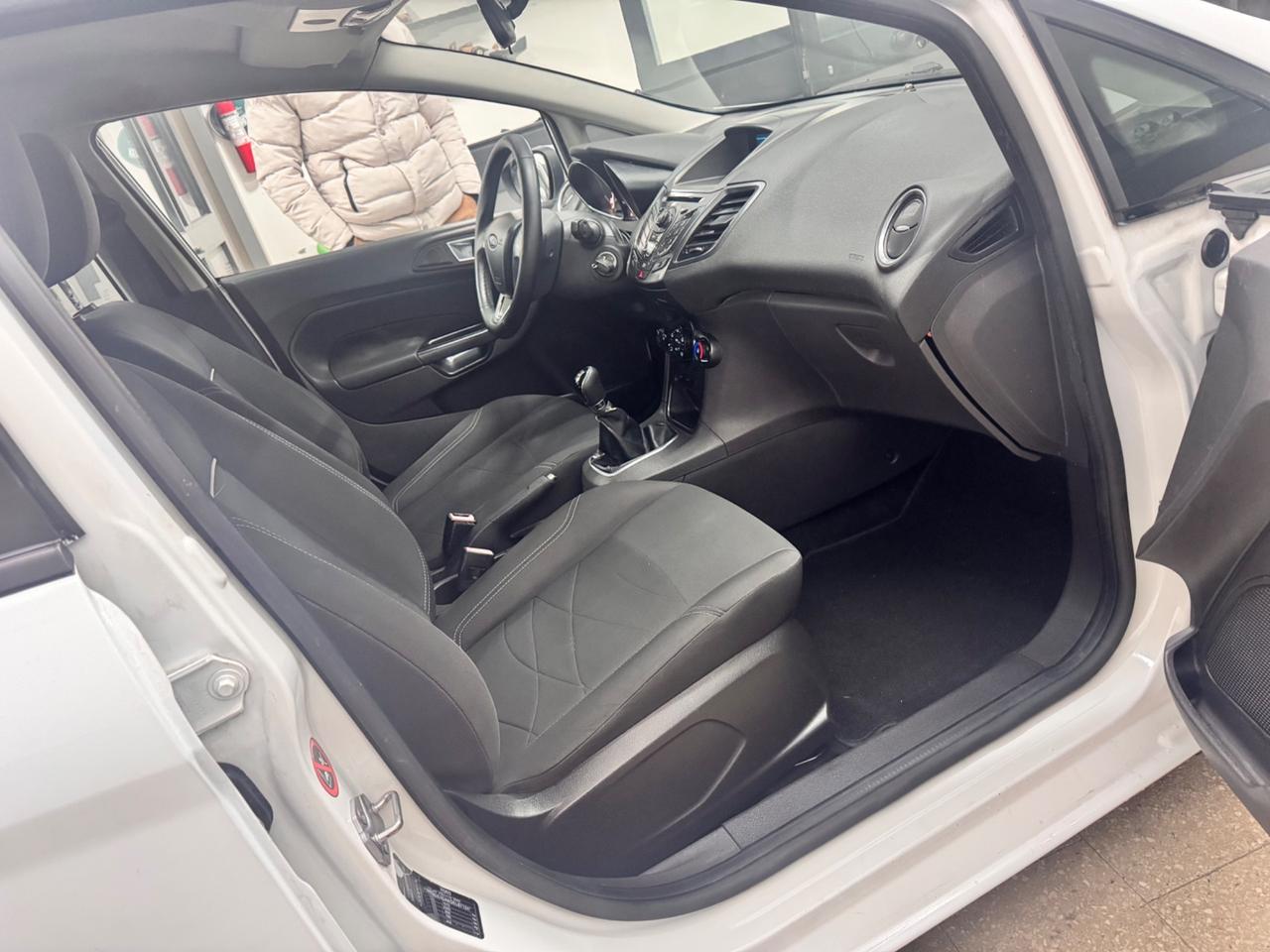 Ford Fiesta 1.5 TDCi 75 Cv 5P. Titanium - 2014