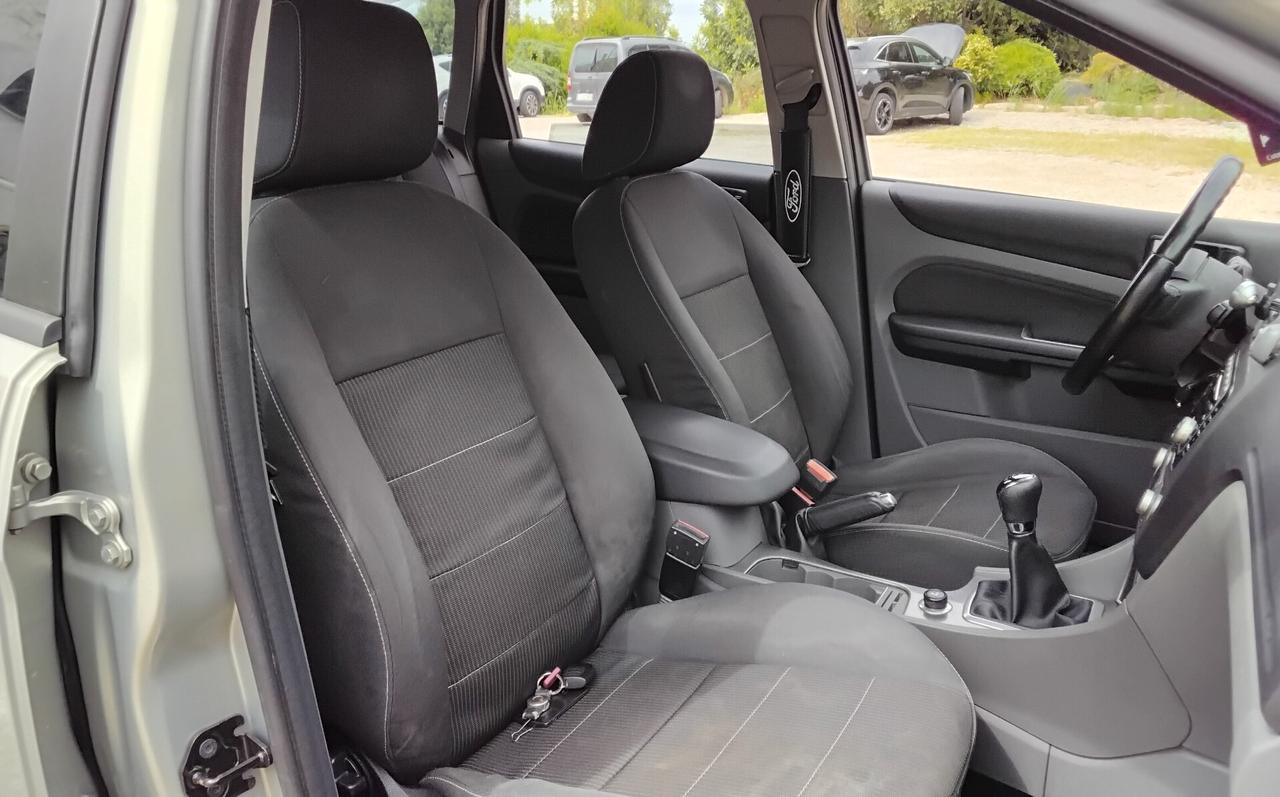 Ford Focus 1.6 TDCi (110CV) SW Tit. DPF