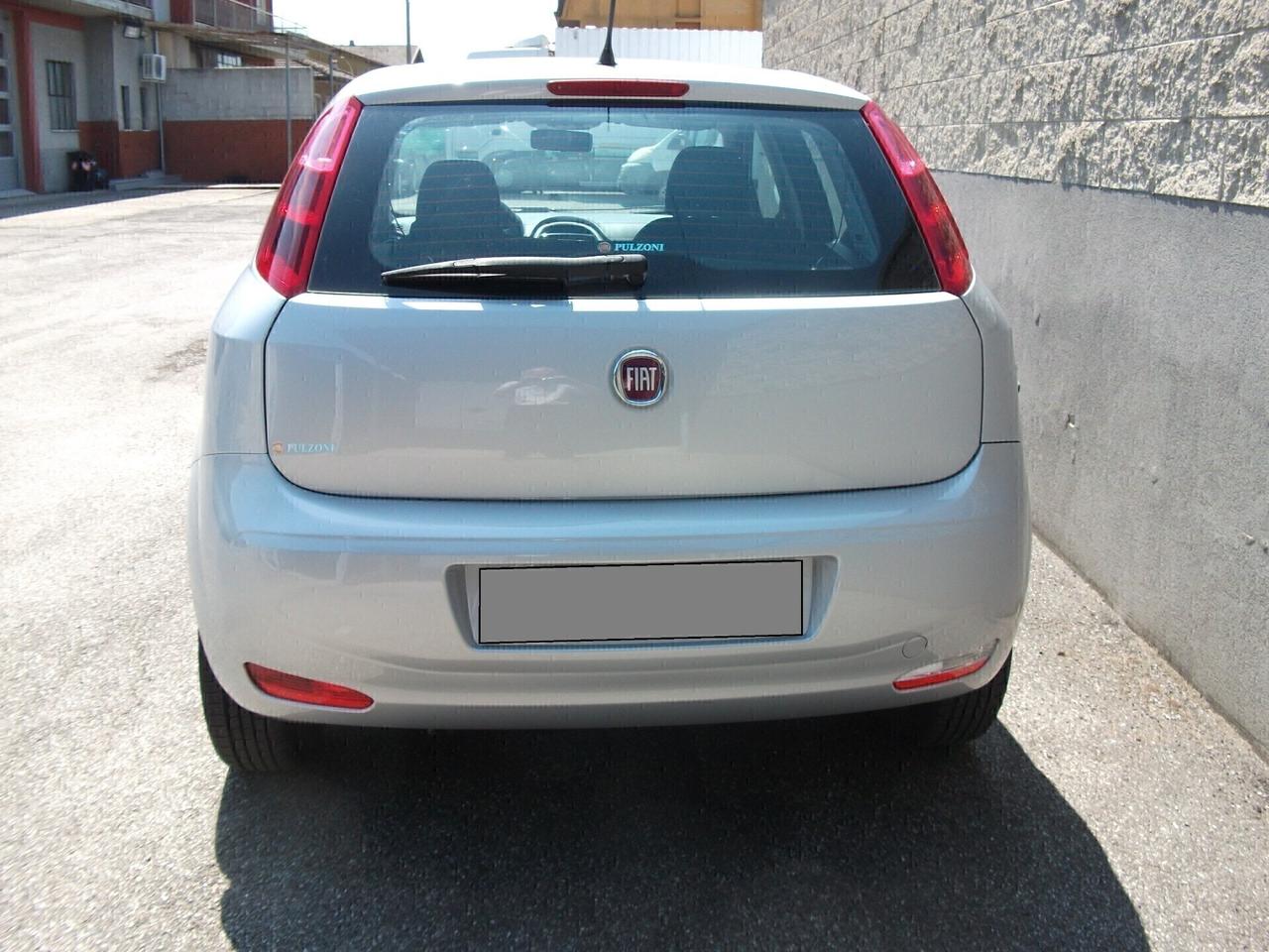 Fiat Punto 1.4 8V 5 porte Natural Power Street