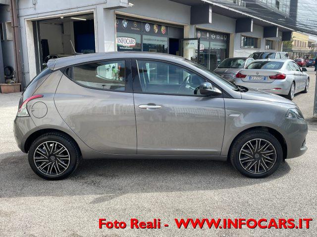 LANCIA Ypsilon 1.0 FireFly 5 porte S&S Hybrid Gold PROMO !