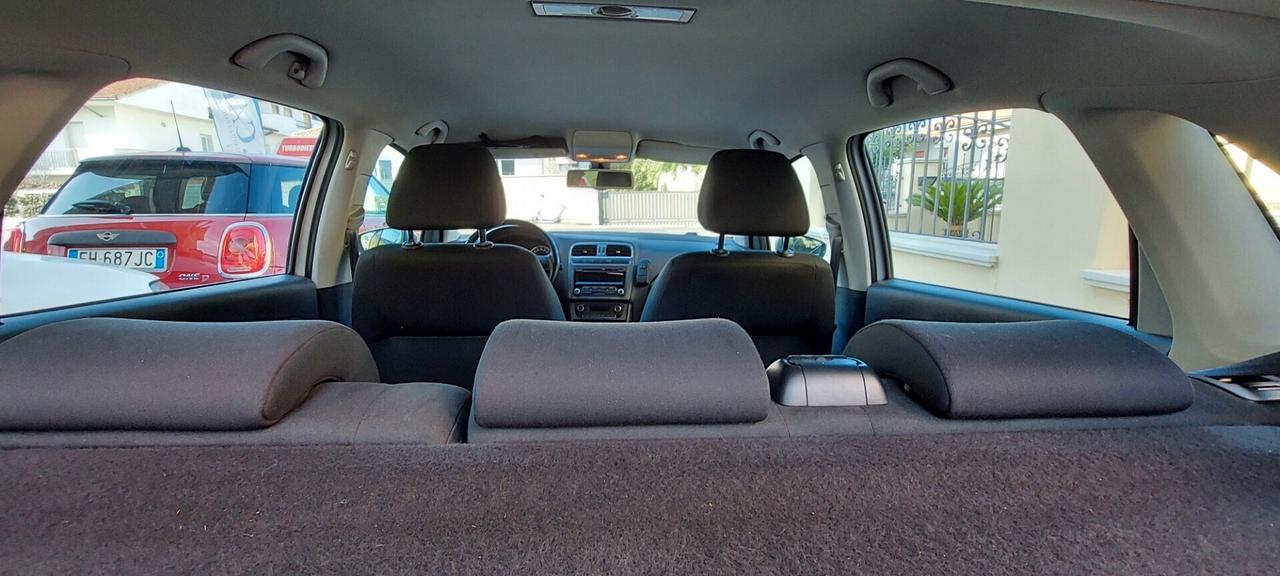 POLO 1,6 DIESEL 90 CV TELEFONO SENSORI COMANDI AL VOLANTE LEGA IMPECCABILE X NEOPATENTATI