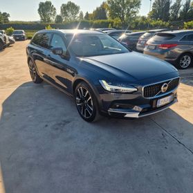 Volvo V90 Cross Country B4 (d) AWD automatico Plus UNICO PROPRIETARIO