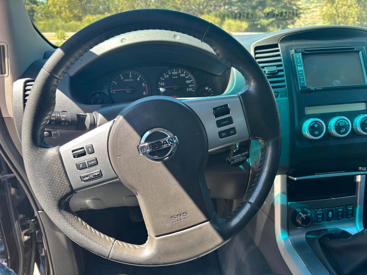 Nissan Navara 2.5 dCi 190CV Double Cab - 2015