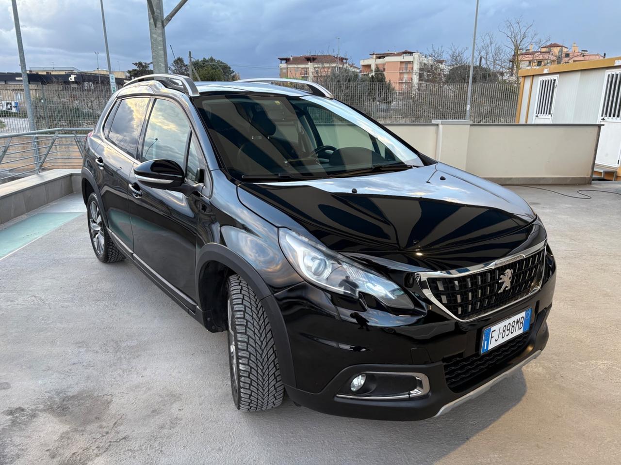 Peugeot 2008 BlueHDi 120 S&S Black Matt