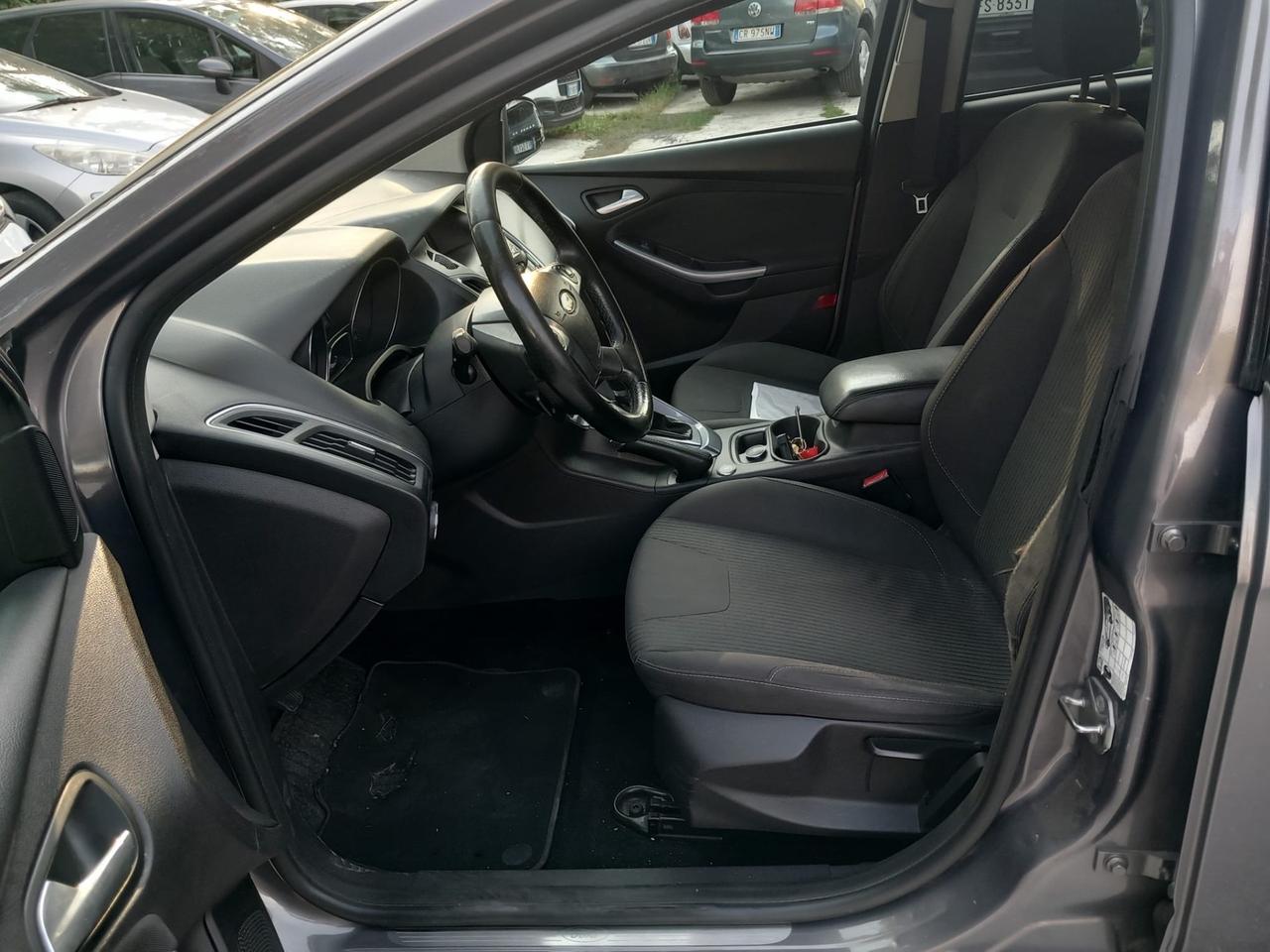 Ford Focus 1.6 120 CV GPL SW Titanium