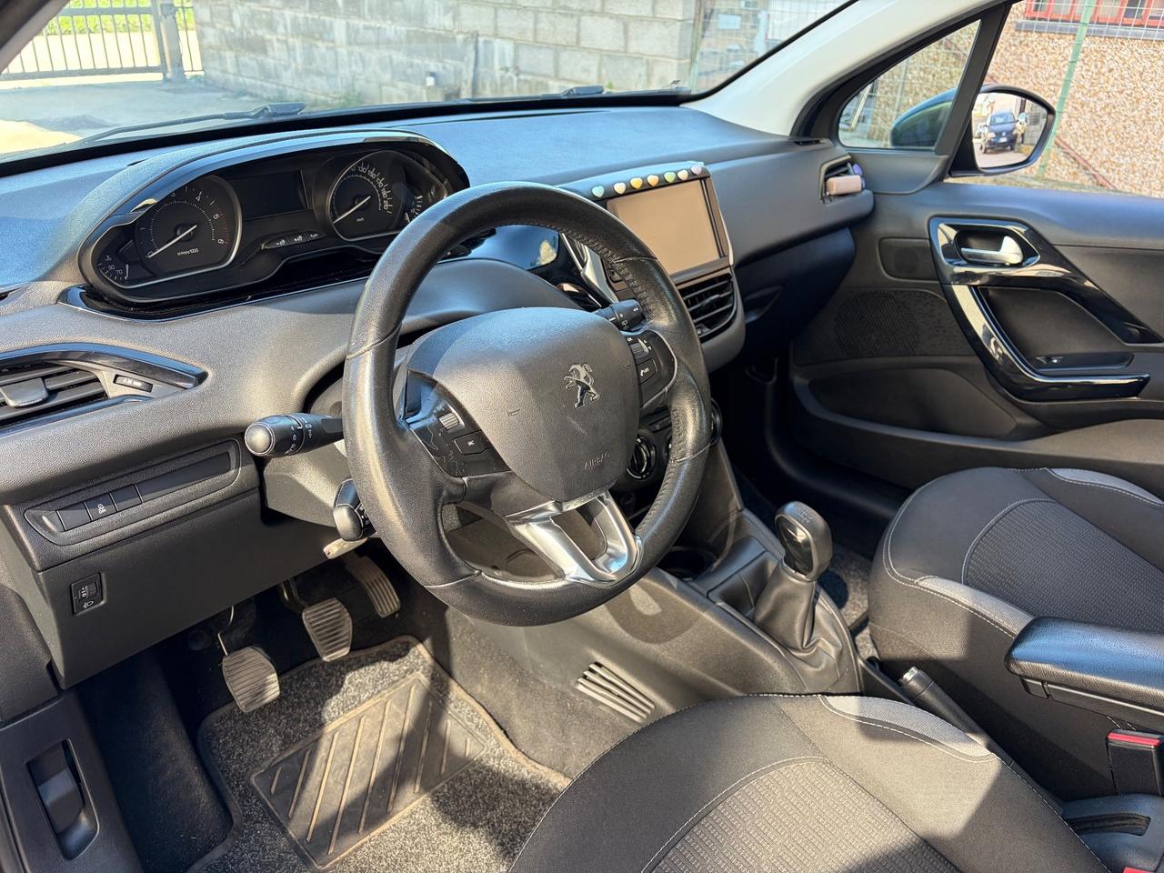 Peugeot 208 BlueHDi 75 5 porte Allure