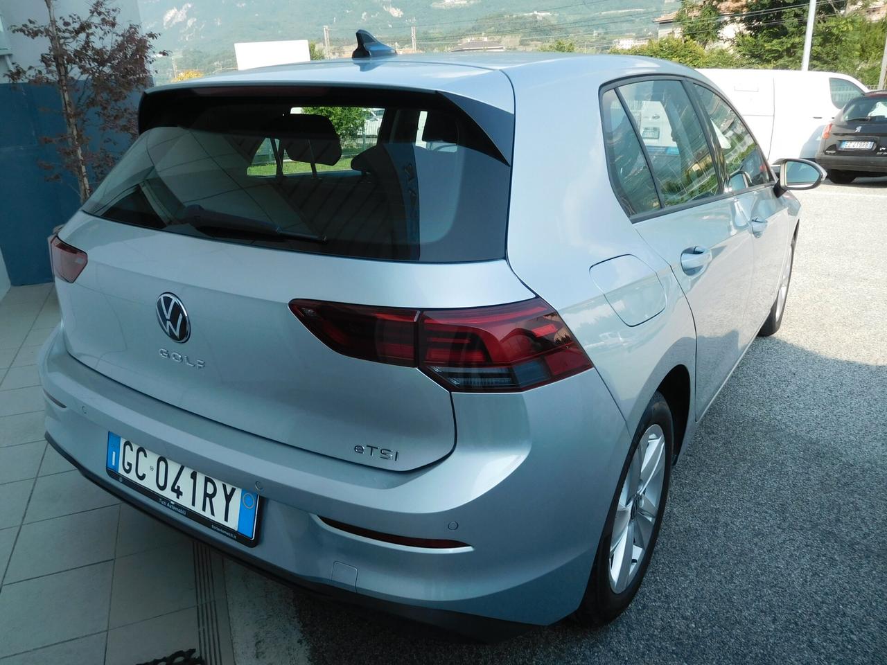 Volkswagen Golf 1.0 eTSI EVO DSG Life 110cv Hybrid - PROMO MESE