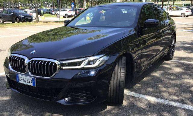 BMW 545 G30 Berlina LCI 545e xdrive Msport auto - REAR TV