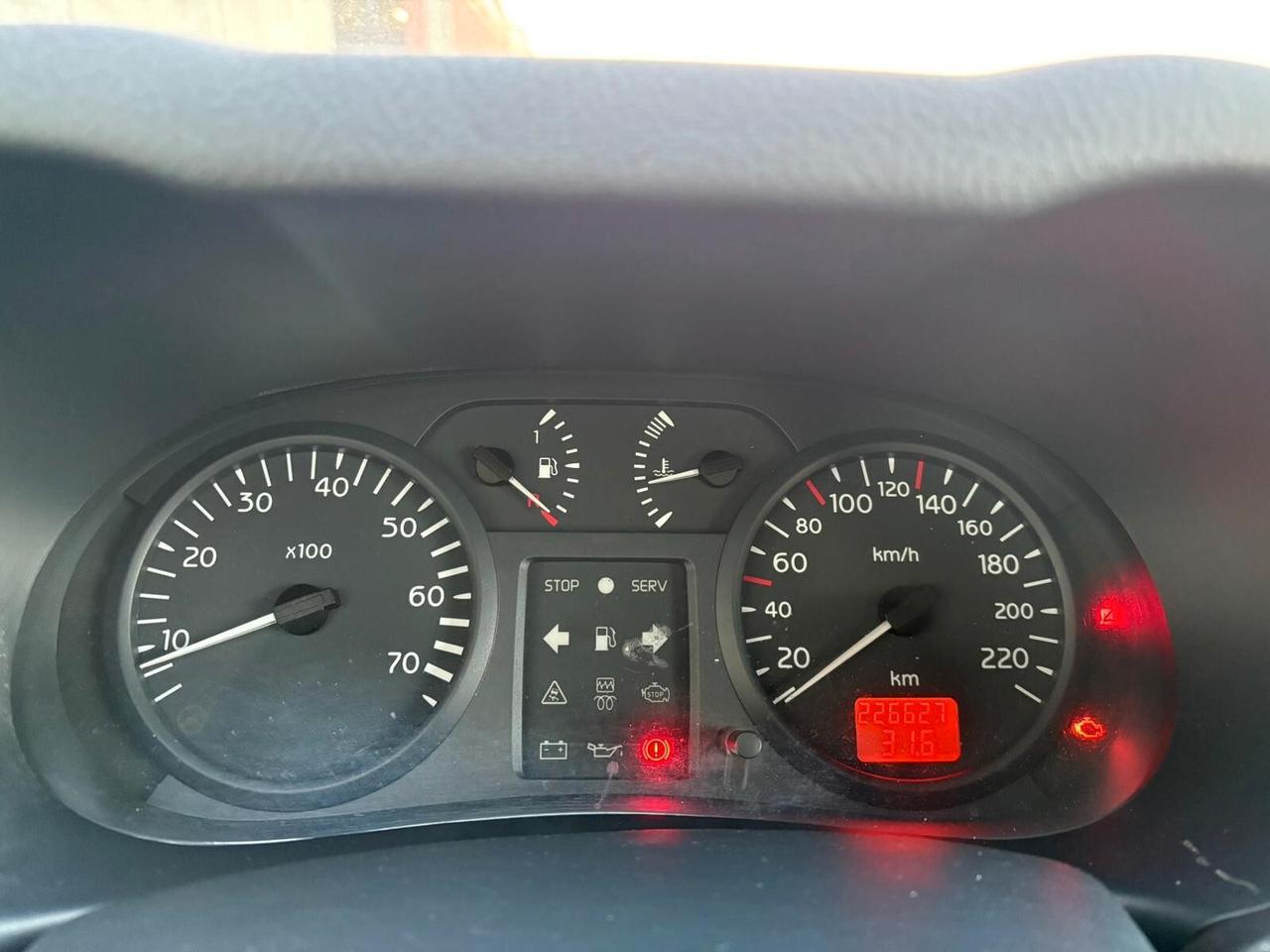 Renault Clio 1.2 16V 5 porte NEOPATENTATI