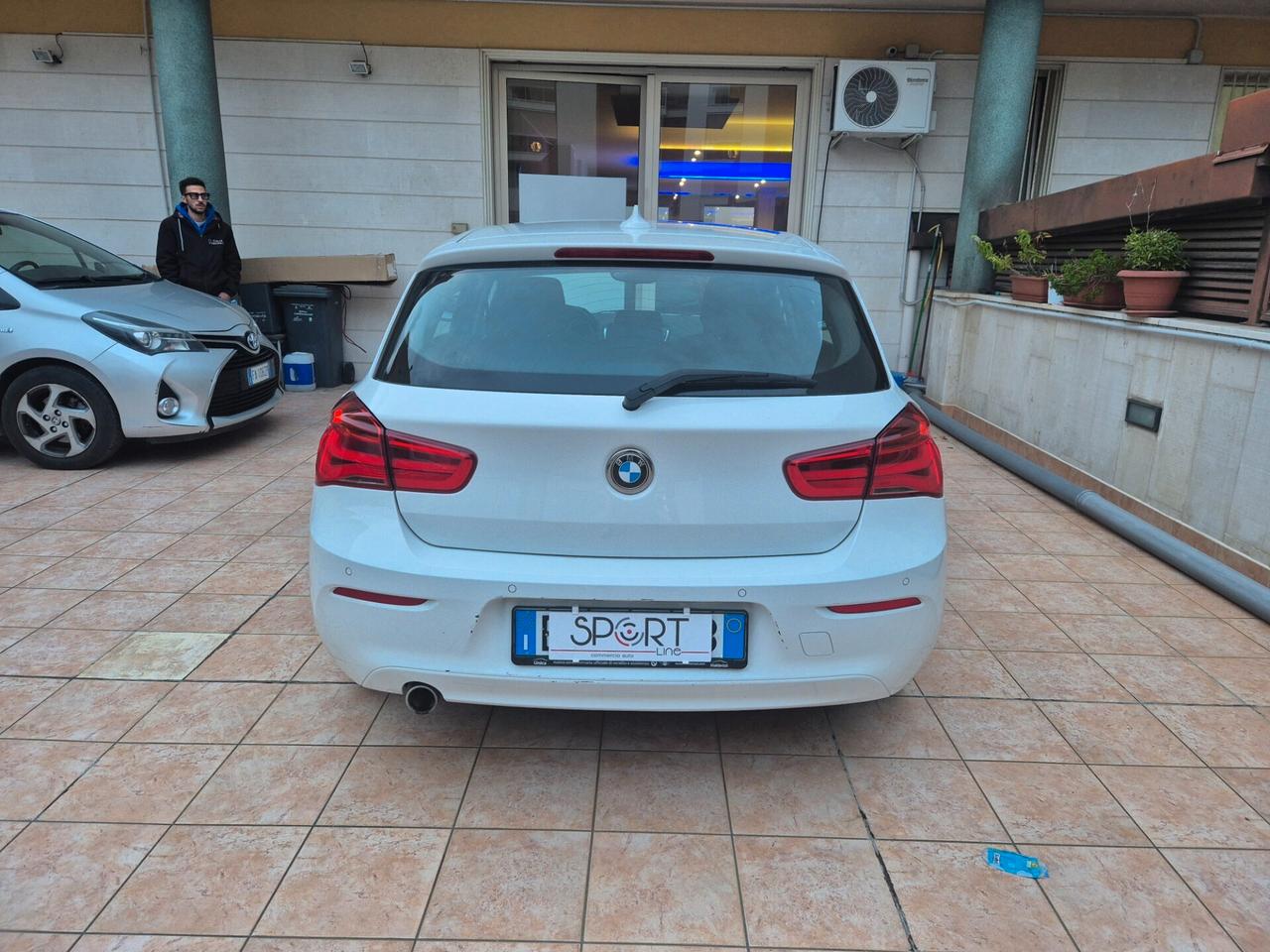 Bmw 116d 5p. Urban AUTO