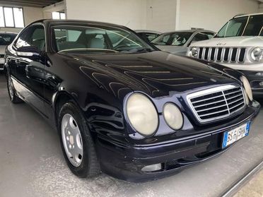 Mercedes-Benz CLK 200 CLK Coupe - C208 Coupe k evo Avantgarde
