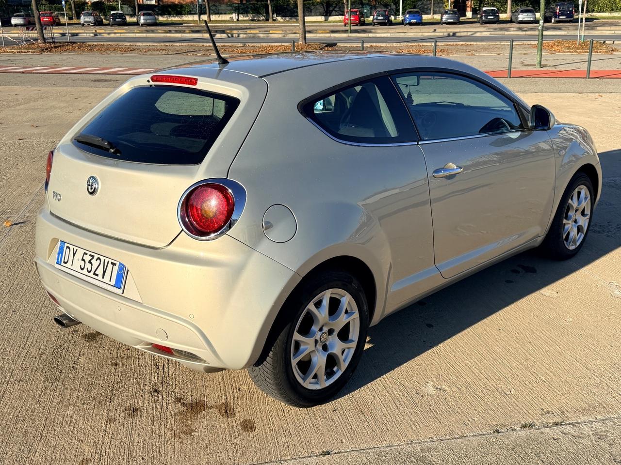 Alfa Romeo MiTo 1.4 T 120 CV GPL Distinctive Sport Pack
