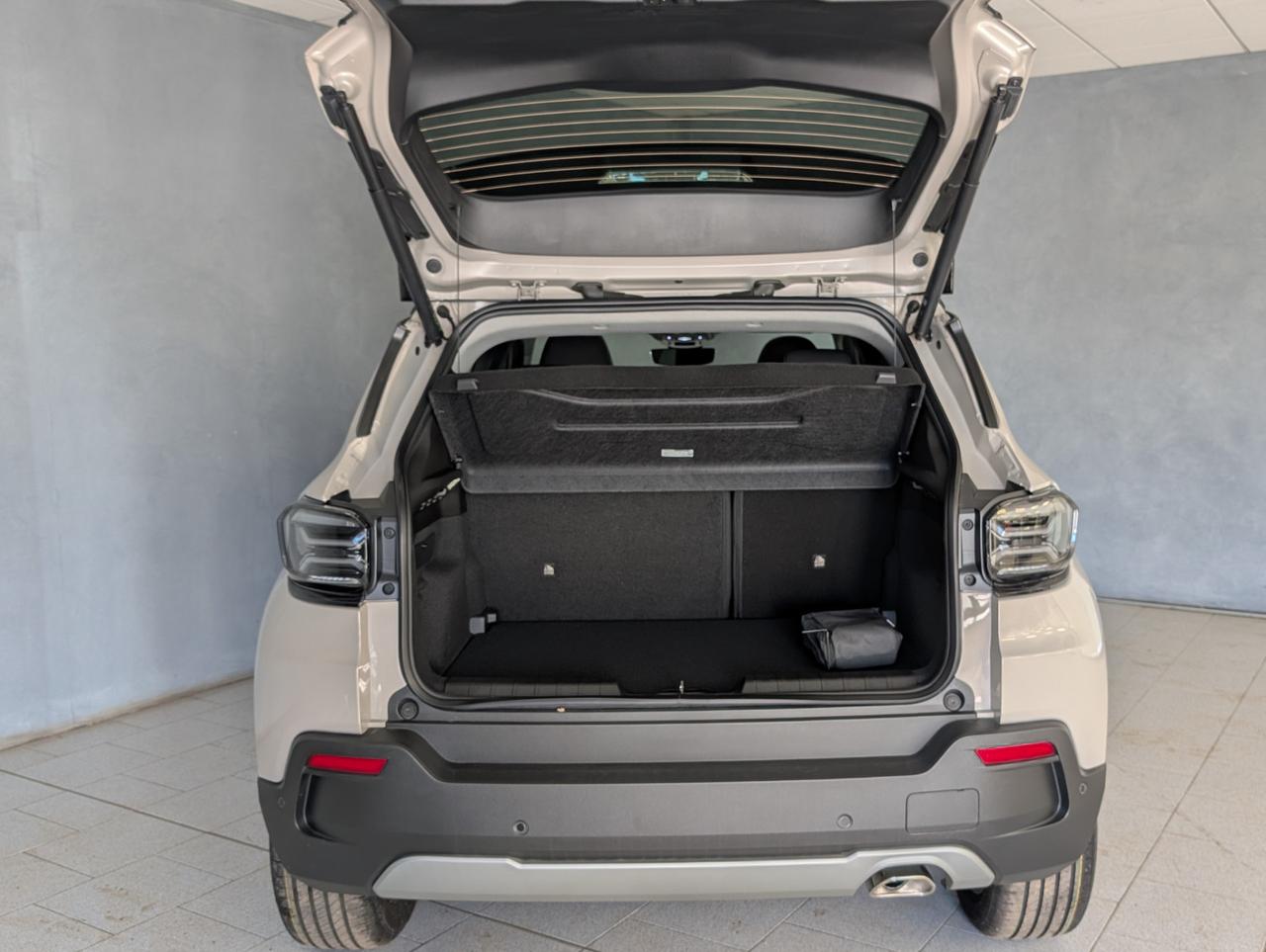 Jeep Avenger 1.2 Turbo E-Hybrid 110cv eDCT6 Summit