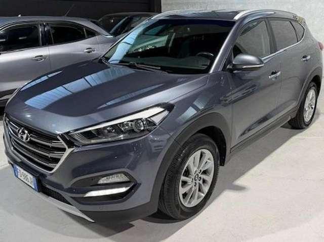 Hyundai TUCSON Neopatentati Cambio Automatico Navigatore
