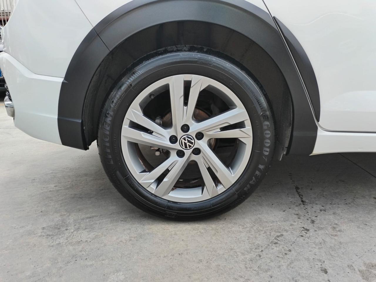 Volkswagen Taigo 1.0 TSI 110 CV R-Line