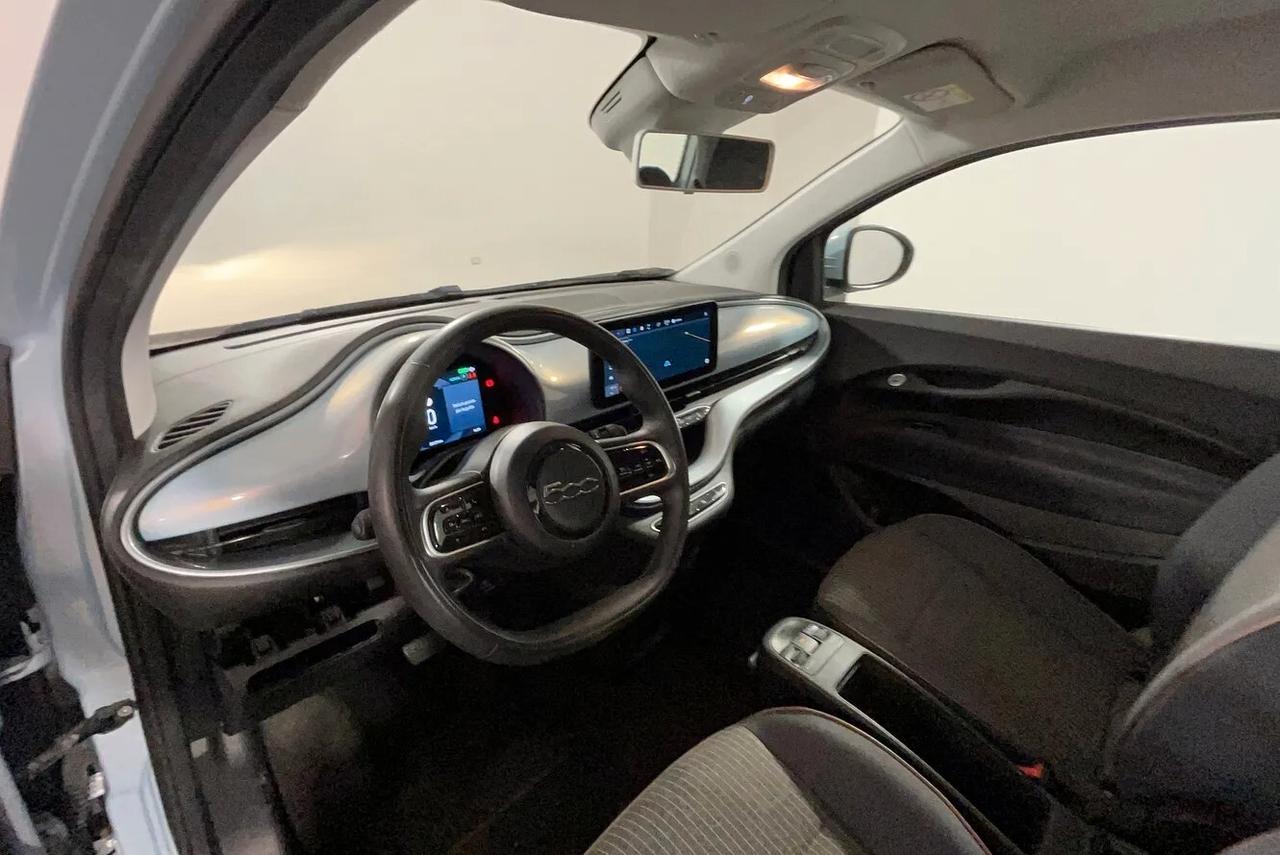 Fiat 500 500e Berlina 42 kWh Icon