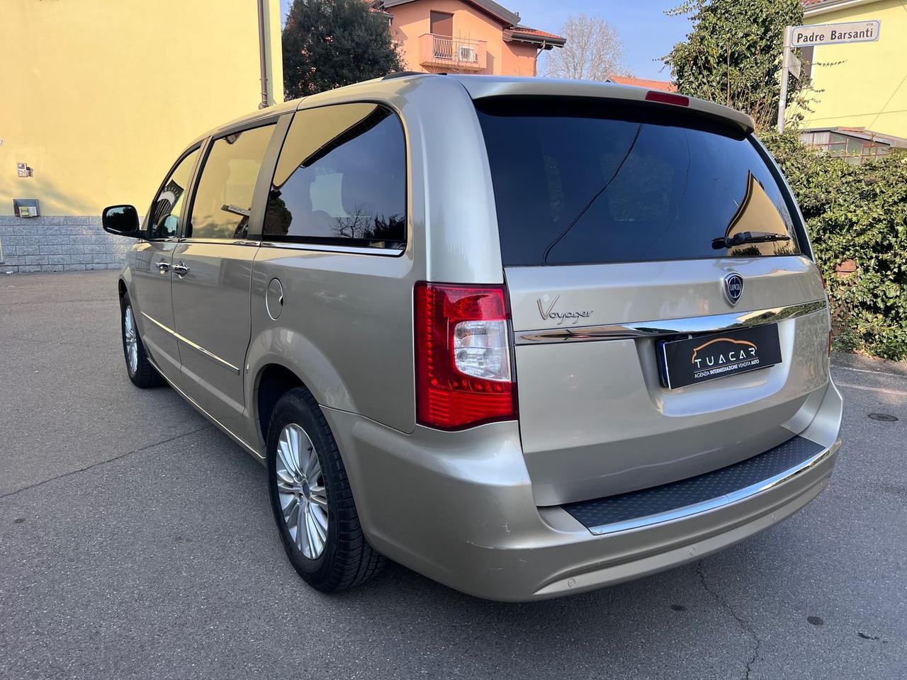 Lancia Voyager 2.8 D Platinum #9528