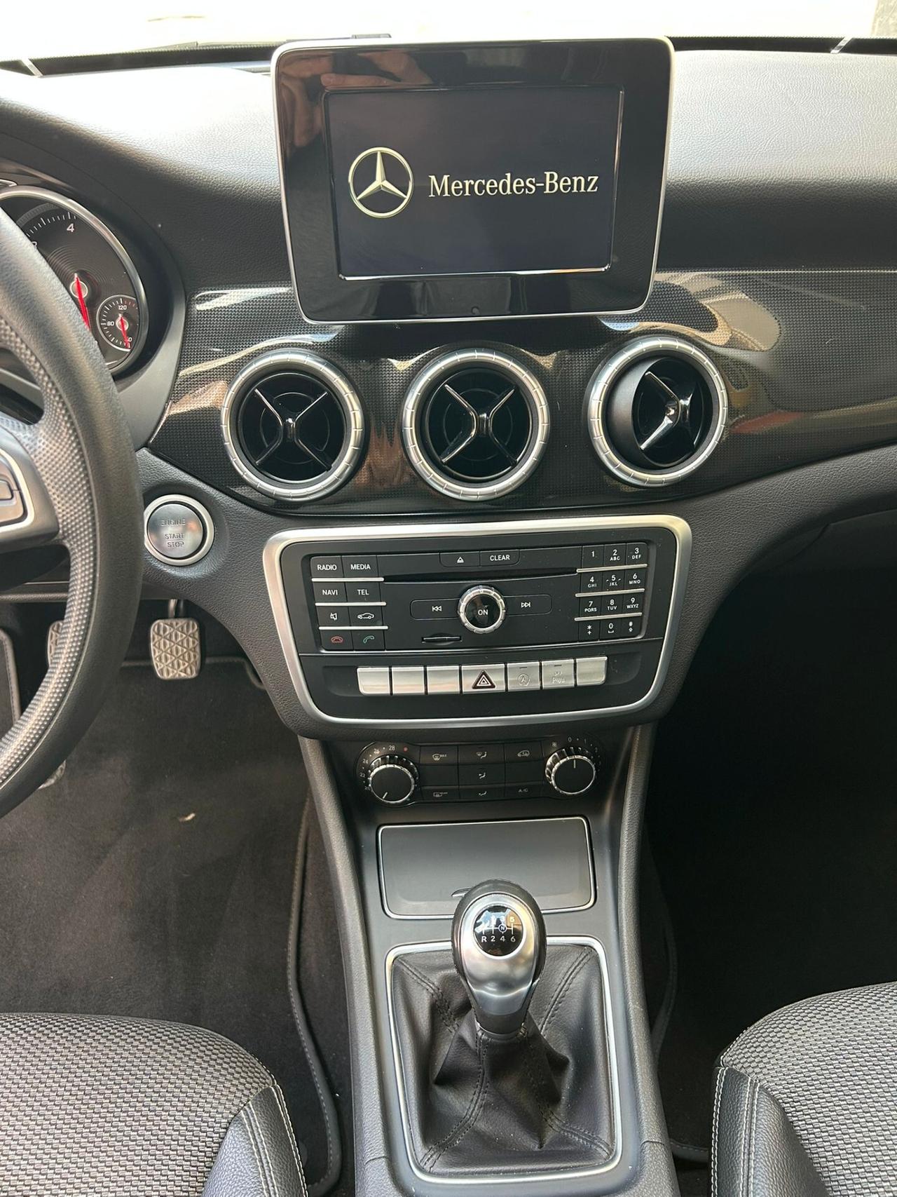 Mercedes-benz CLA 180 d "73.000 KM"