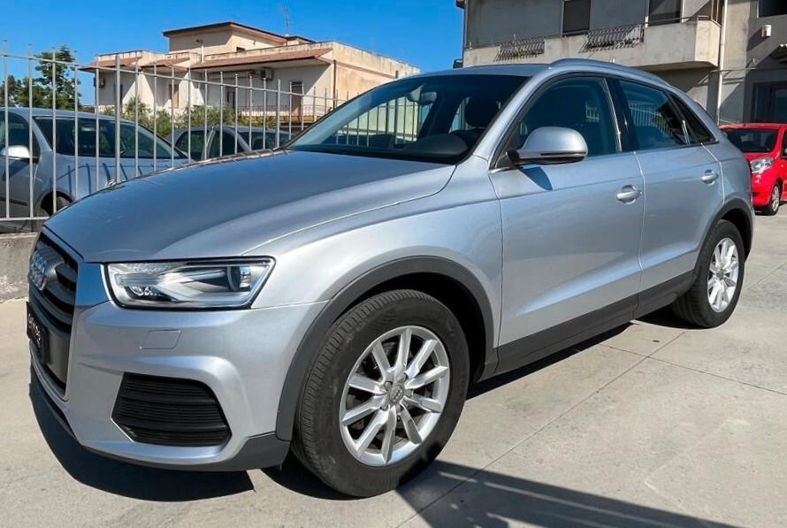 Audi Q3 2.0 TDI 150 CV Business
