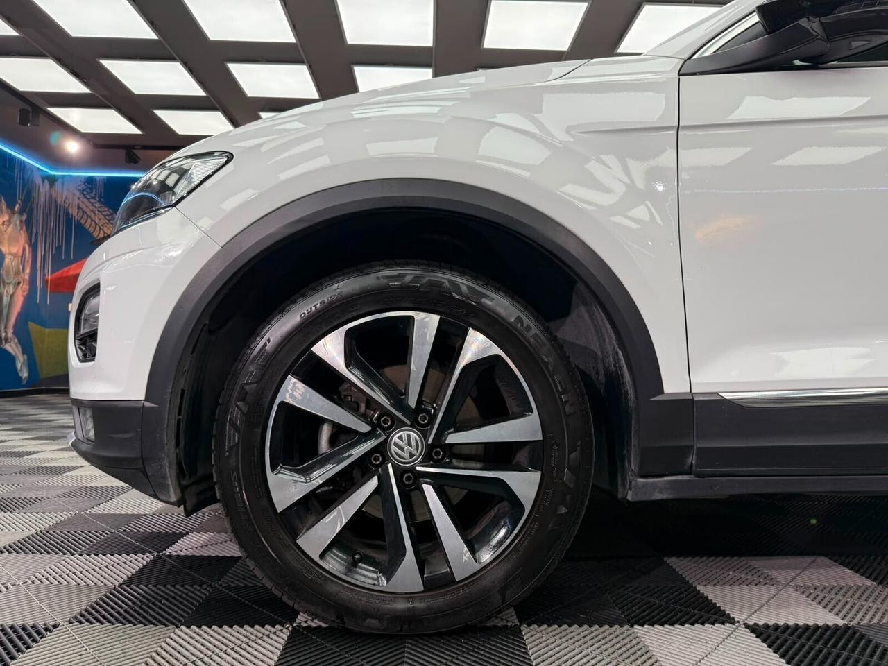 Volkswagen T-Roc 1.6 TDI SCR Style BlueMotion Technology (891)