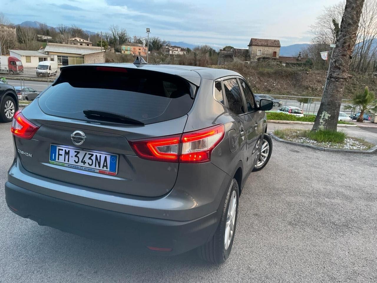 Nissan Qashqai 1.5 dCi Visia