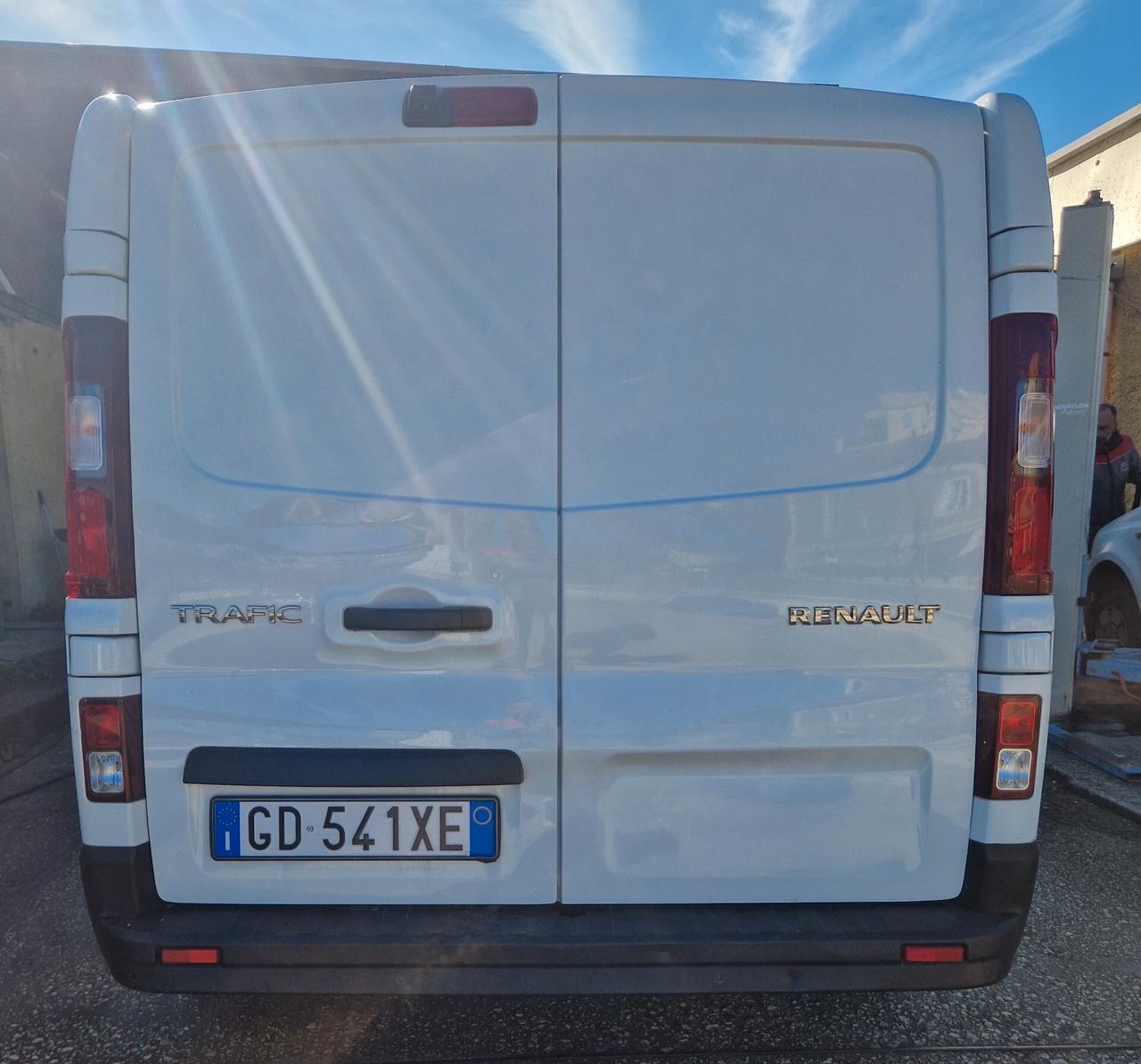 Renault Trafic T29 2.0 dCi 120CV PC-TN Furgone Ice