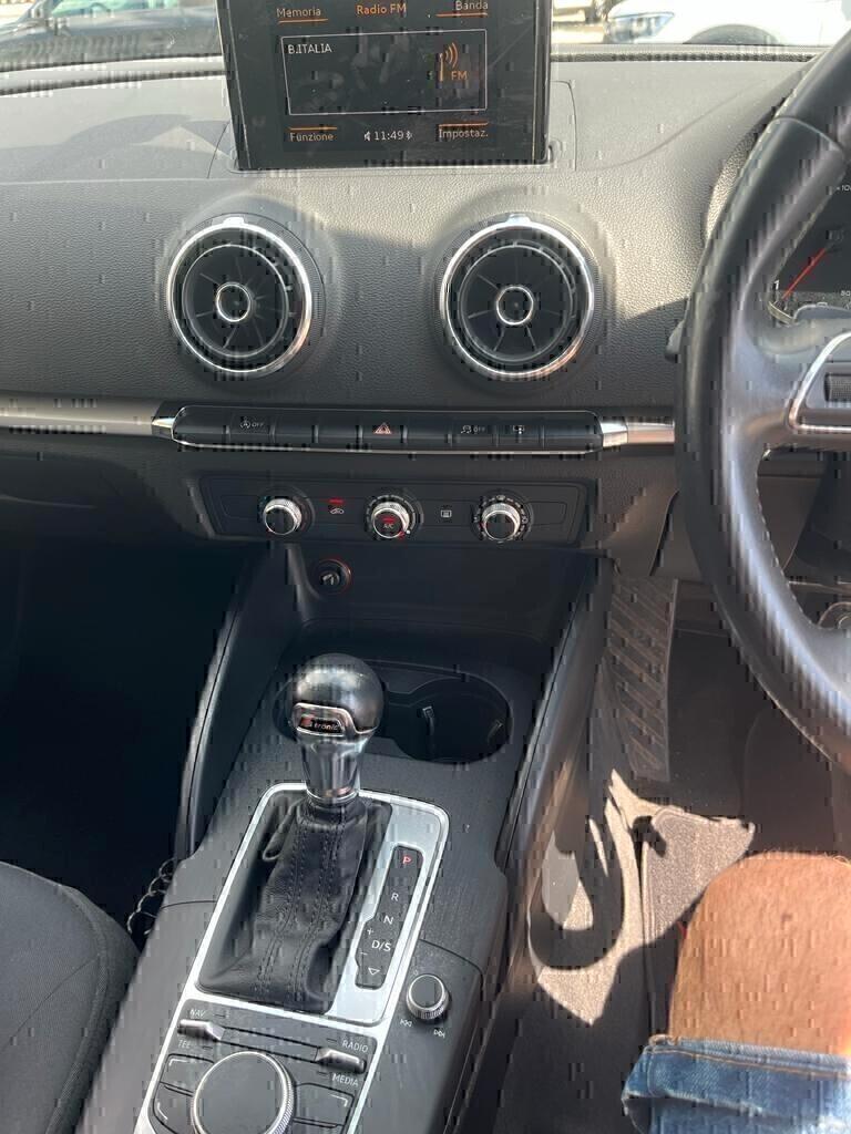 Audi A3 CAMBIO AUTMATICO 1.6 TDI GUIDA INGLESE